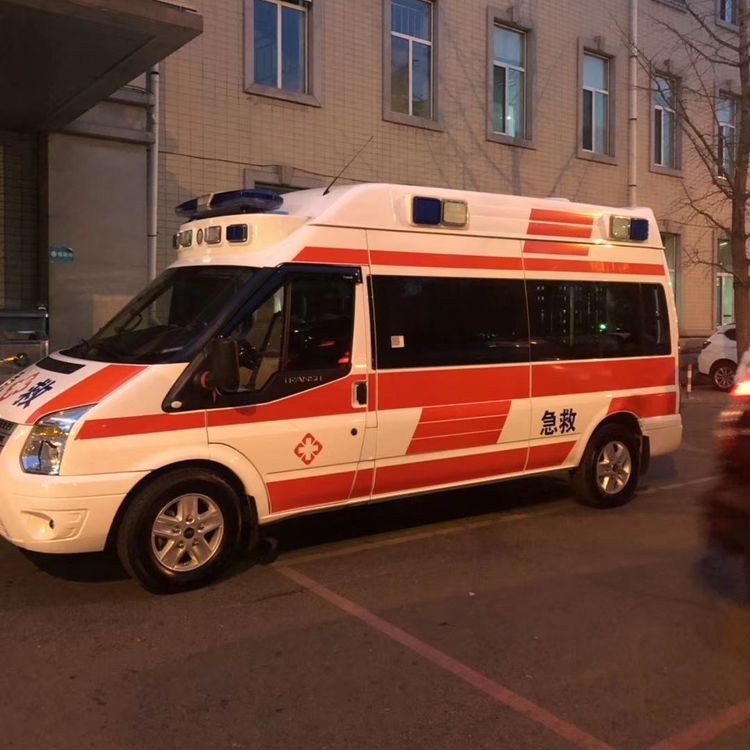 仙游夜间租赁救护车护送病人转院：安全转运的 8 大核心注意事项